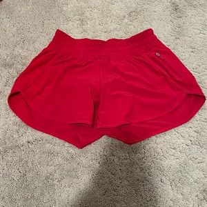 Red lulu lemon shots size 6. Slightly worn
